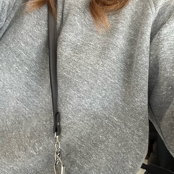 NWT Balenciaga charcoal grey bag comes with duster bag too - Picture 5 of 7